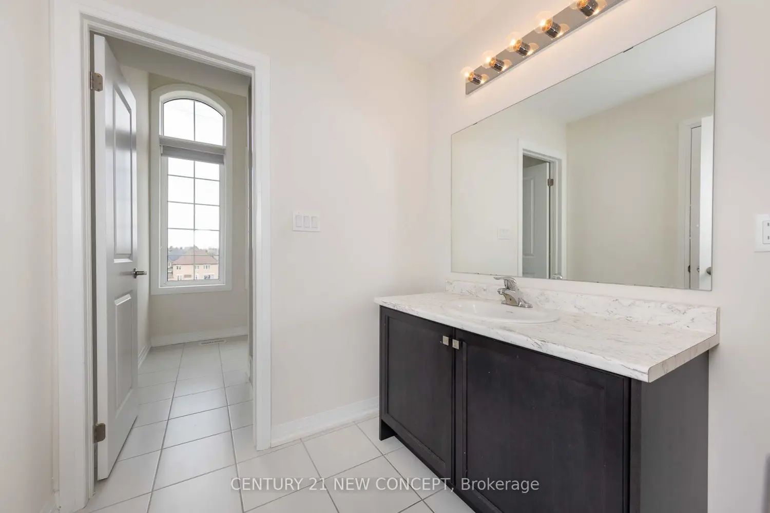 Additional image 10 of 83 Bethpage Crescent