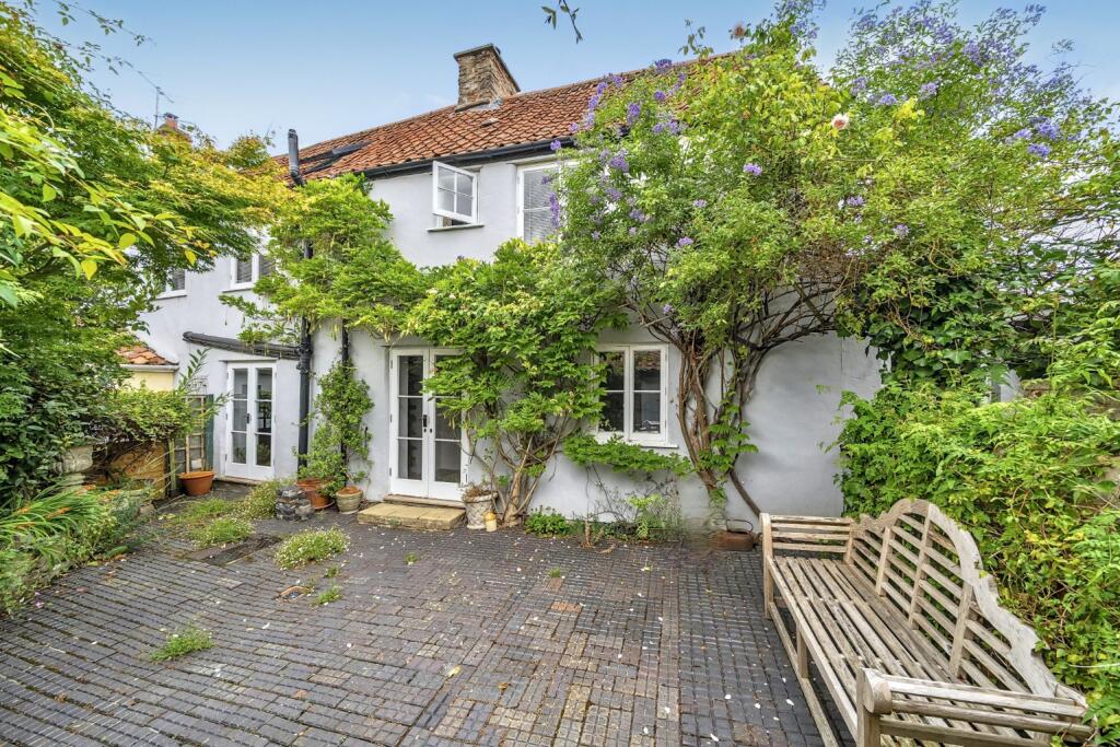 Additional image 21 of Central Wells