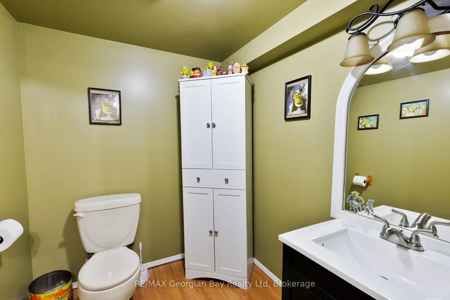 Additional image 11 of 5 Easton Avenue