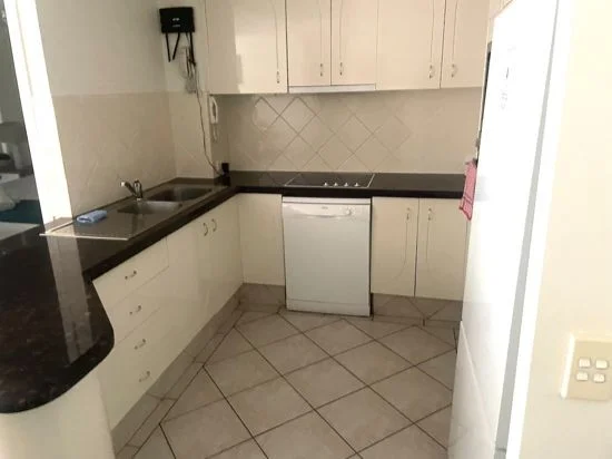 Additional image 8 of 303/8 Philip Avenue, Broadbeach QLD 4218