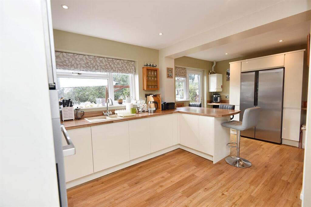 Additional image 4 of Southgate Drive, Wincanton