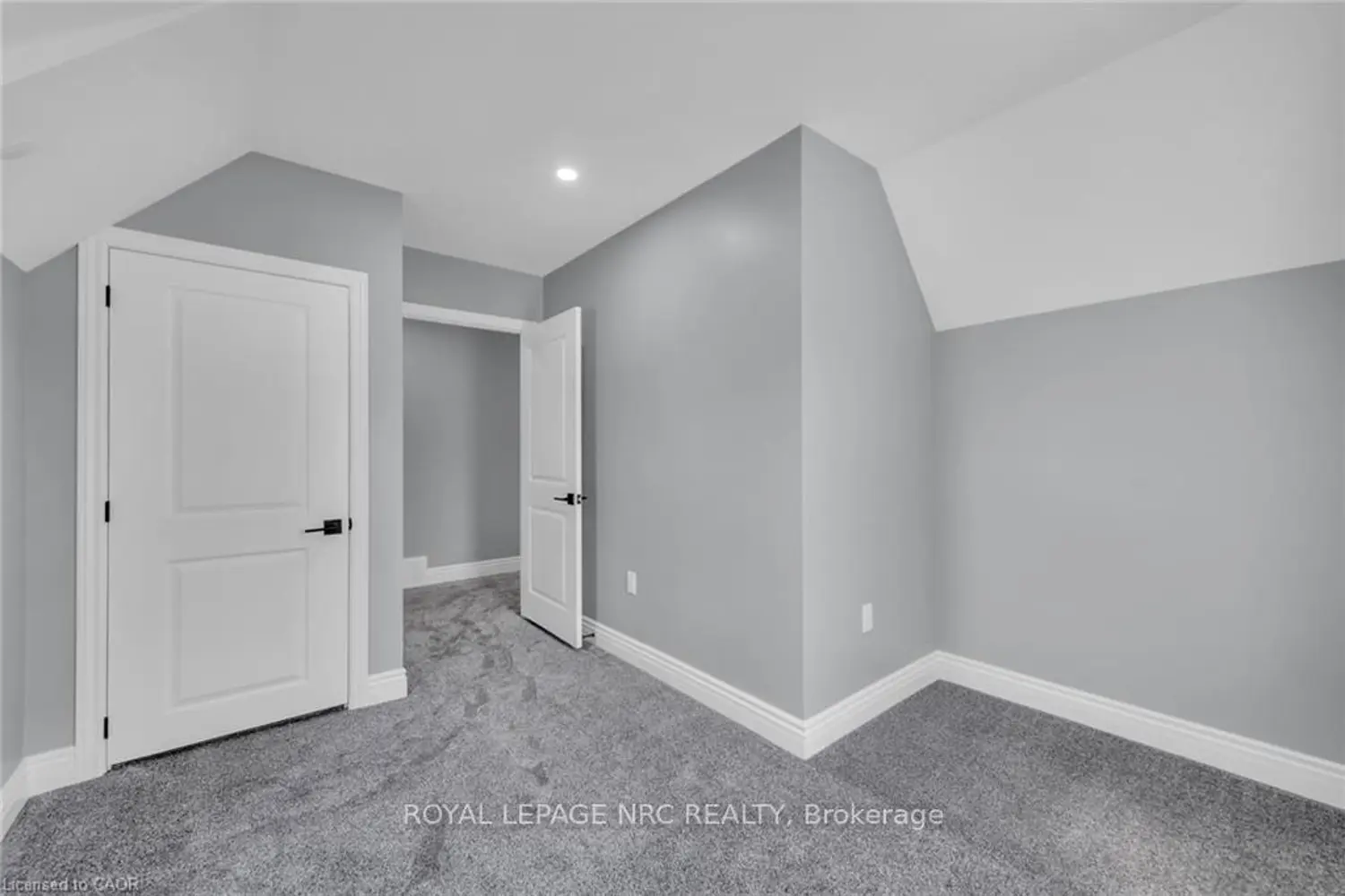 Additional image 6 of 2076 Main Street