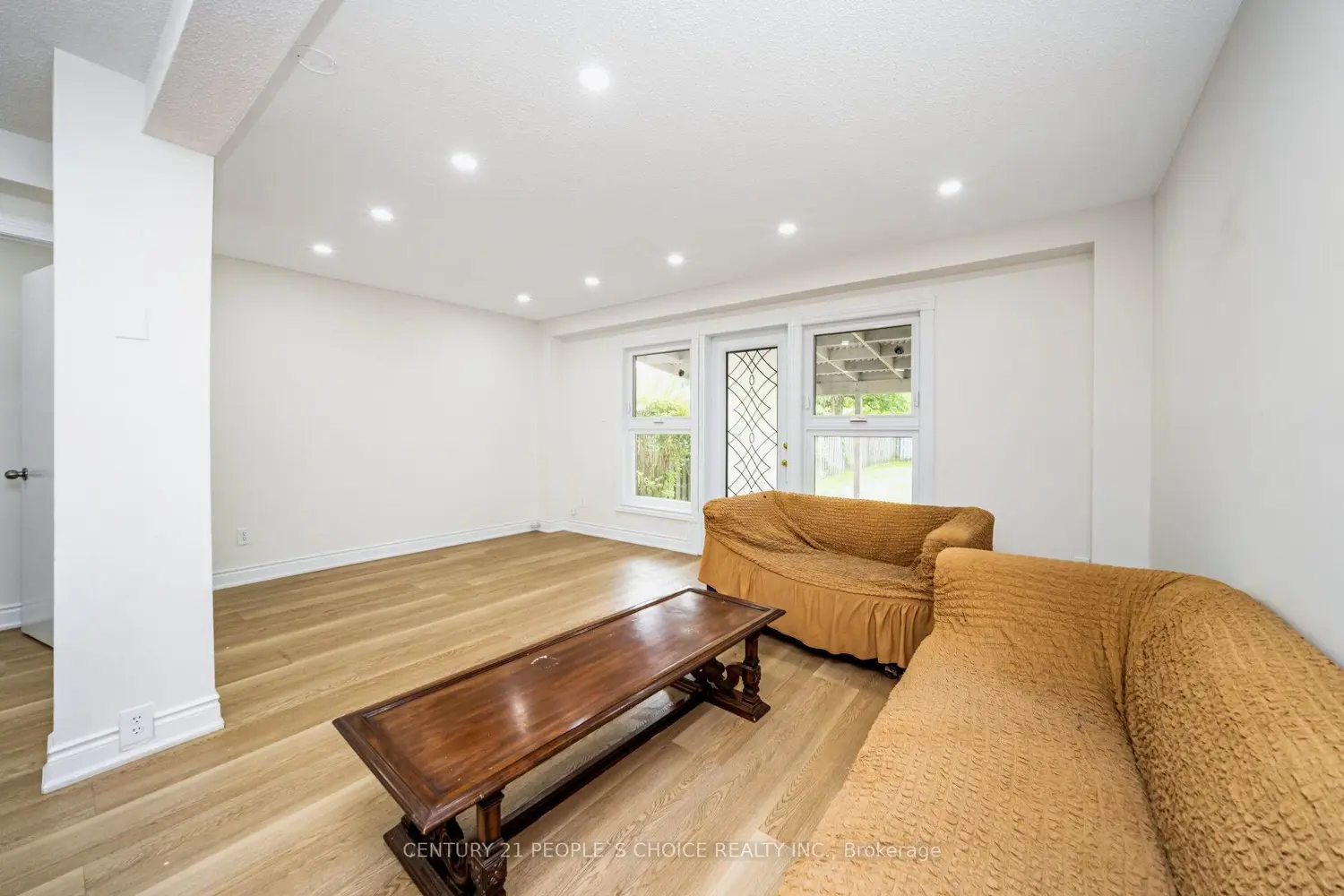 Additional image 8 of 106 Queensdale Crescent