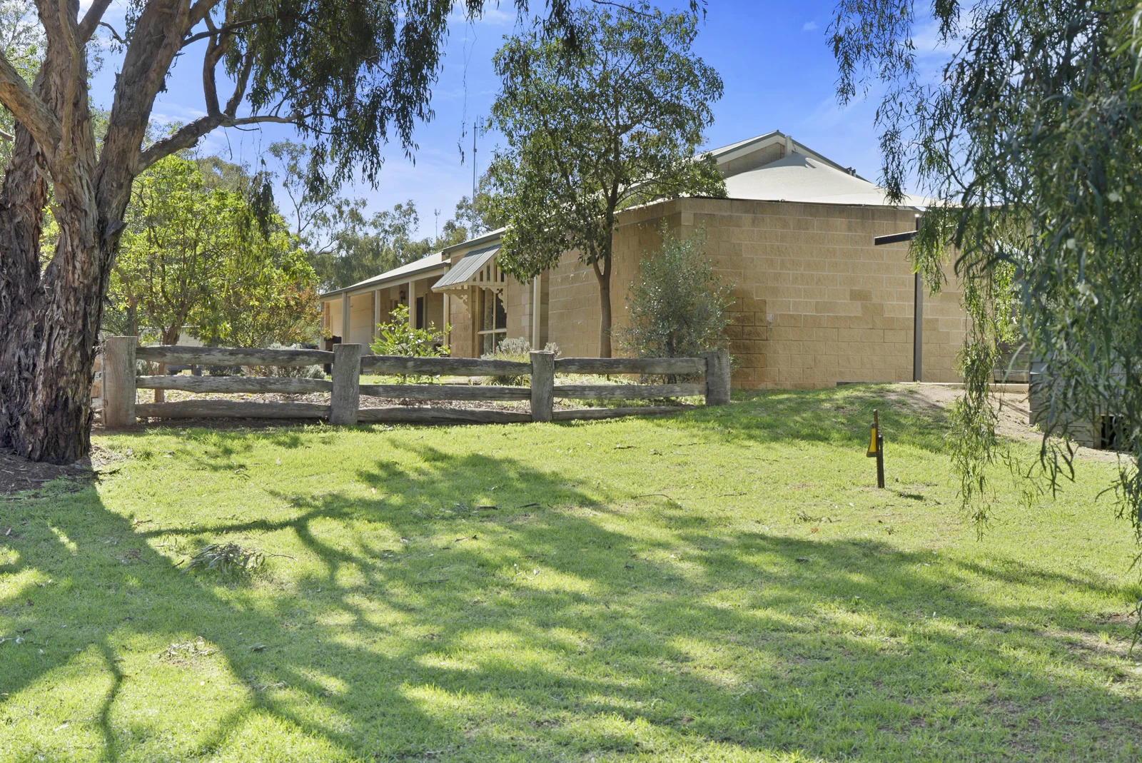 Additional image 2 of 4-20 Moama Street, Mathoura NSW 2710