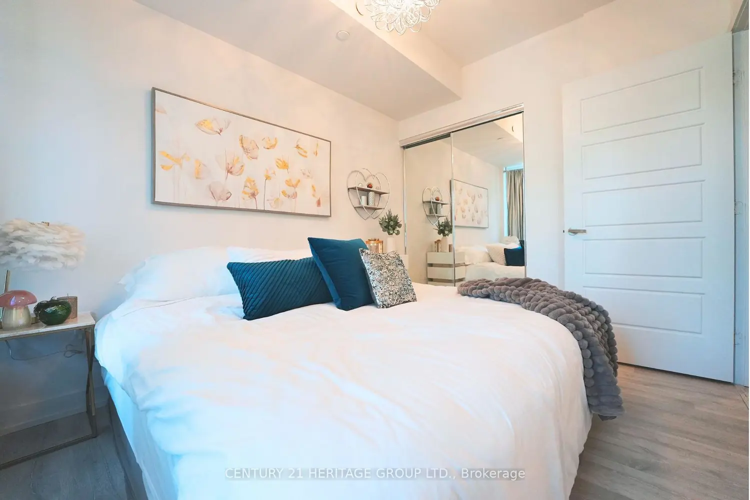 Additional image 14 of 375 Sea Ray Avenue 225