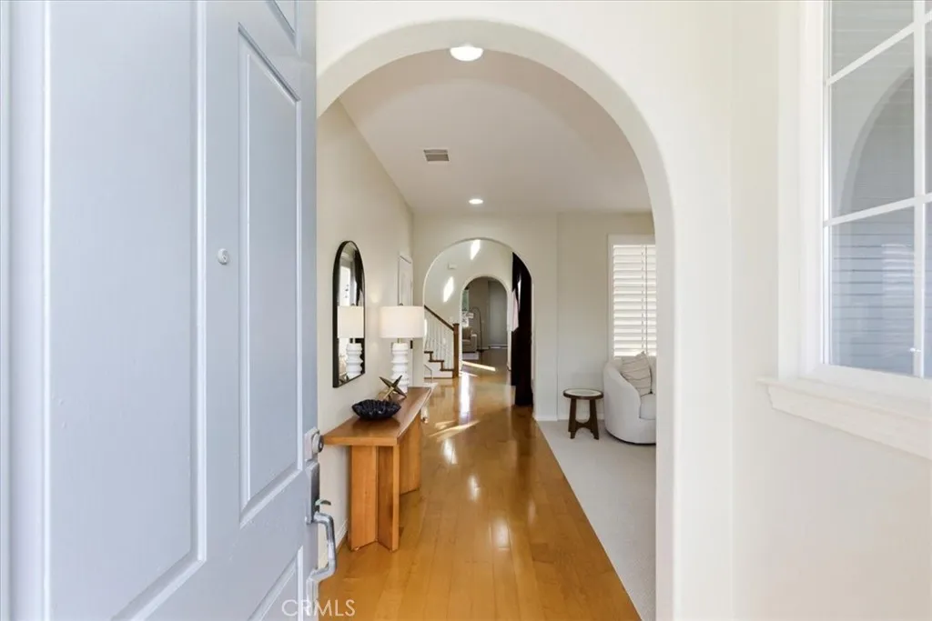 Additional image 4 of 8270 Torrey Gardens Pl, San Diego, CA 92129