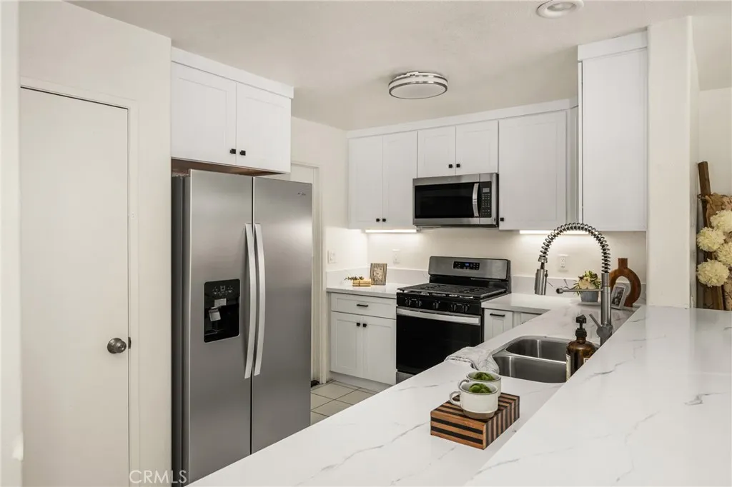 Additional image 19 of 14647 Green River Road, Victorville, CA 92394