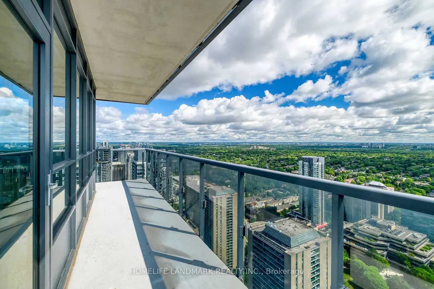Additional image 12 of 5 Sheppard Avenue 4123