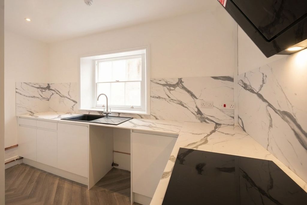 Additional image 2 of 1 bed flat to rentPriory Street, Monmouth NP25