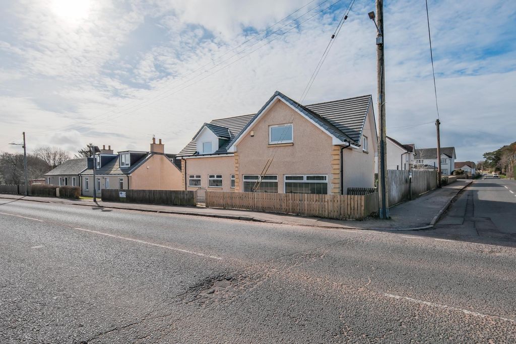 Additional image 17 of 4 bed detached house to rent44 Kilncadzow Road, Carluke ML8