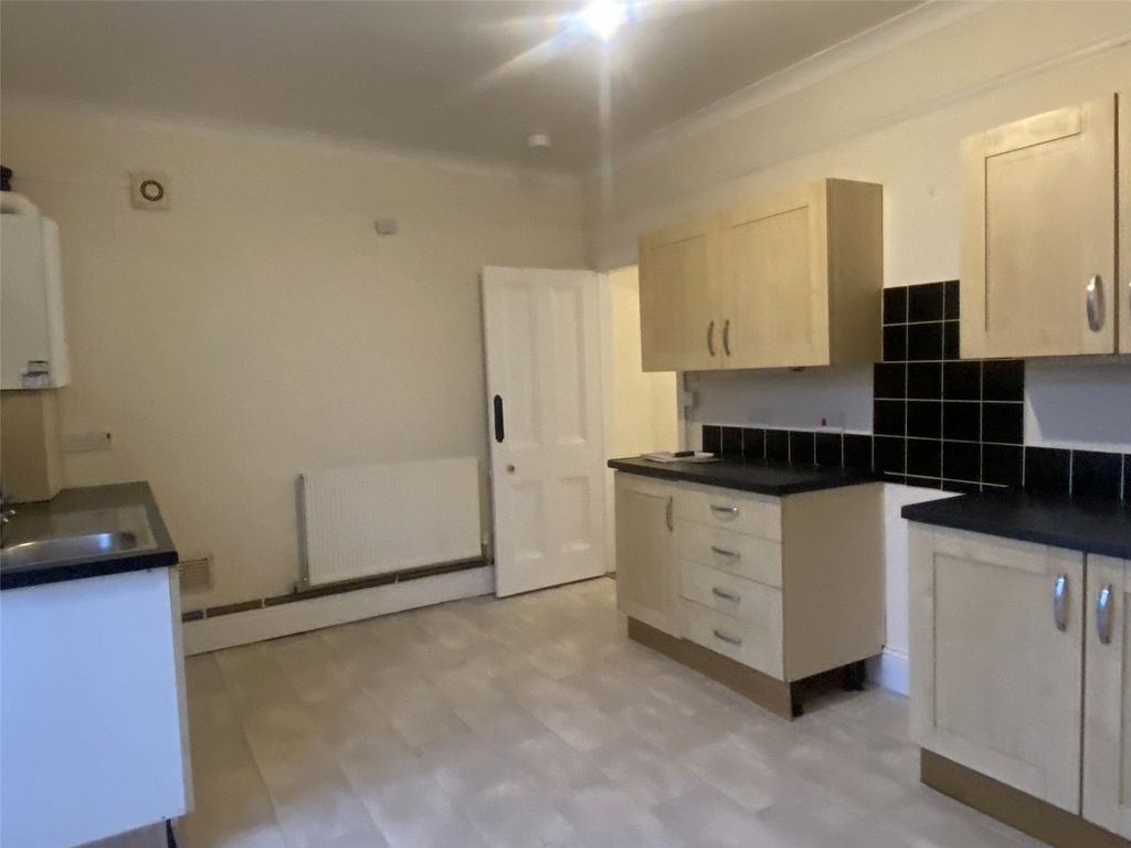 Additional image 3 of 3 bed end terrace house to rentHigh Street, Llanfyllin, Powys SY22