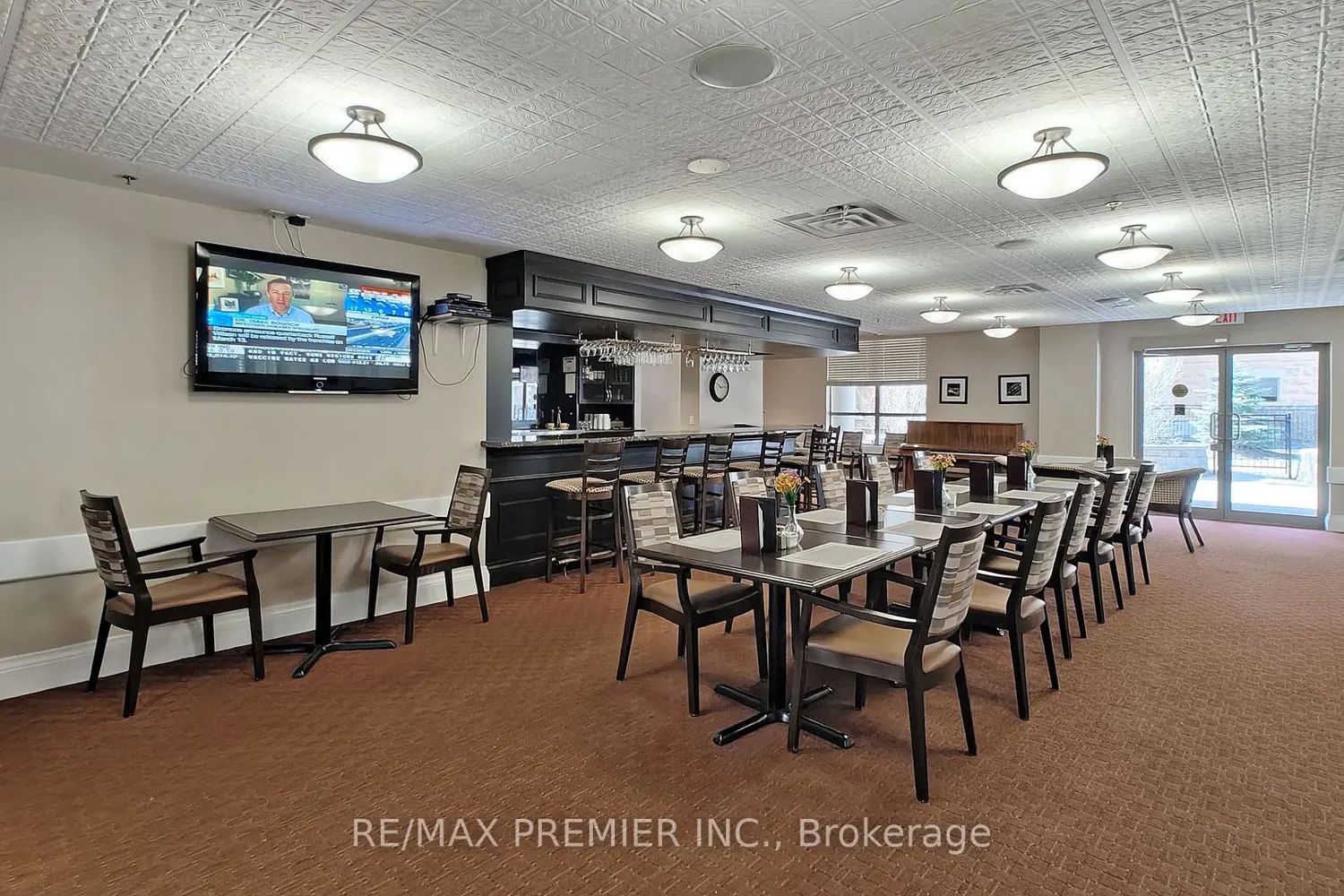 Additional image 12 of 810 Scollard Court 204