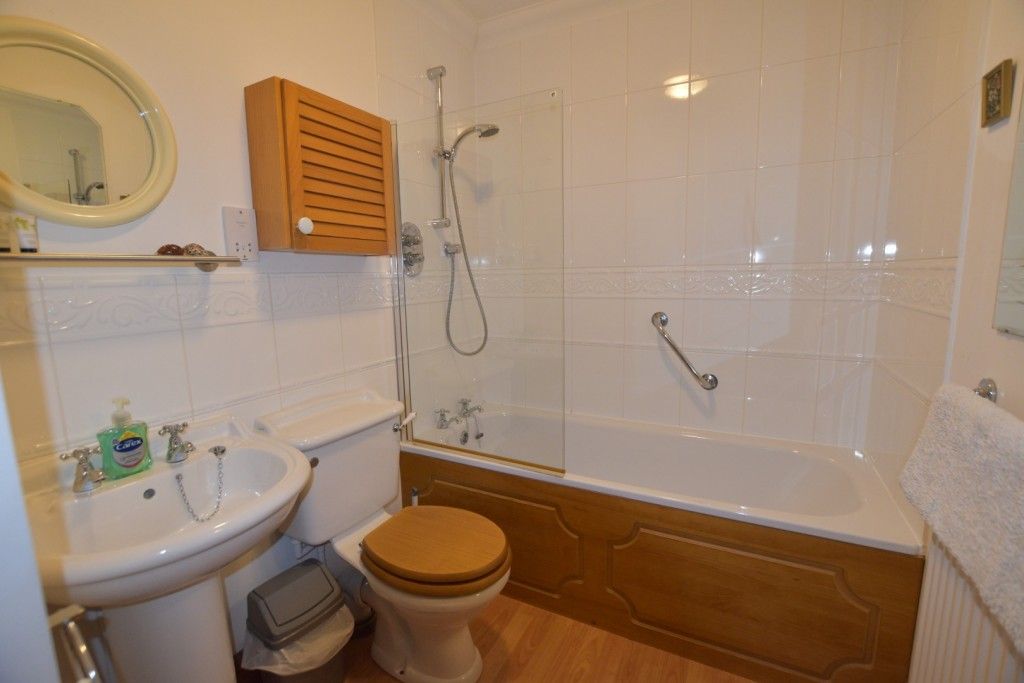 Additional image 8 of 2 bed flat to rentRoyal Marine Apartments, Marine Road, Nairn IV12