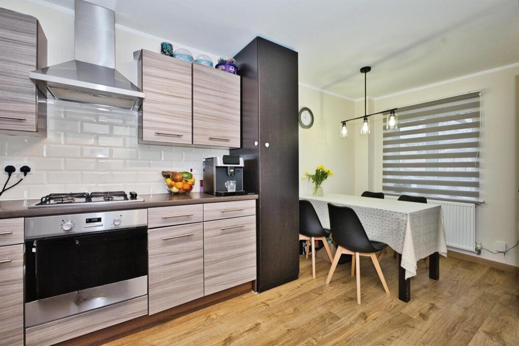 Additional image 3 of Kite Place, Brympton, Yeovil