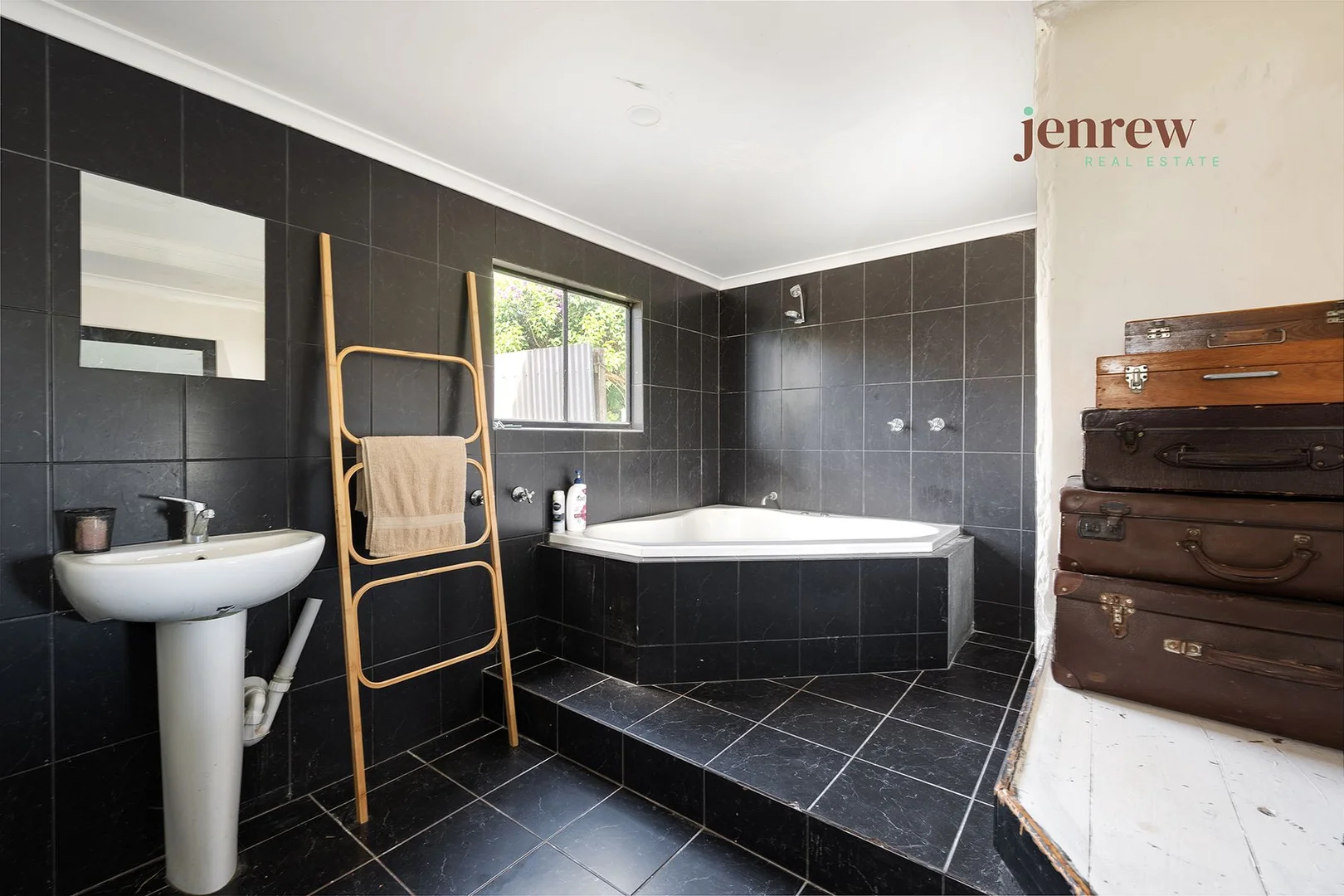 Additional image 16 of 28 Hodgman Street, Burnie TAS 7320