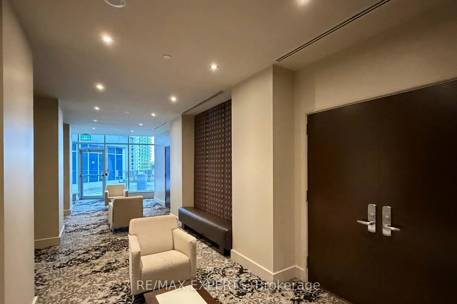 Additional image 9 of 8 York Street 2905