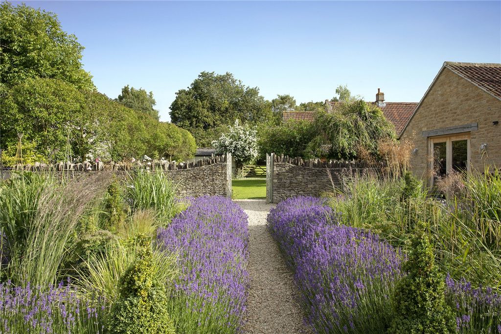 Additional image 41 of 5 bed detached house to rentNettleton, Chippenham, Wiltshire SN14