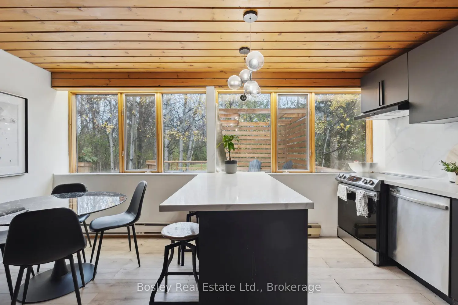 Additional image 13 of 101 St Moritz Crescent