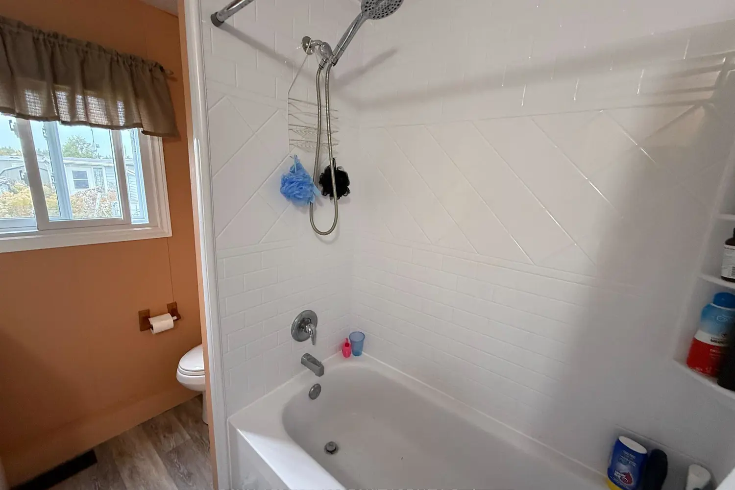 Additional image 12 of 2244 Heritage Line 72B