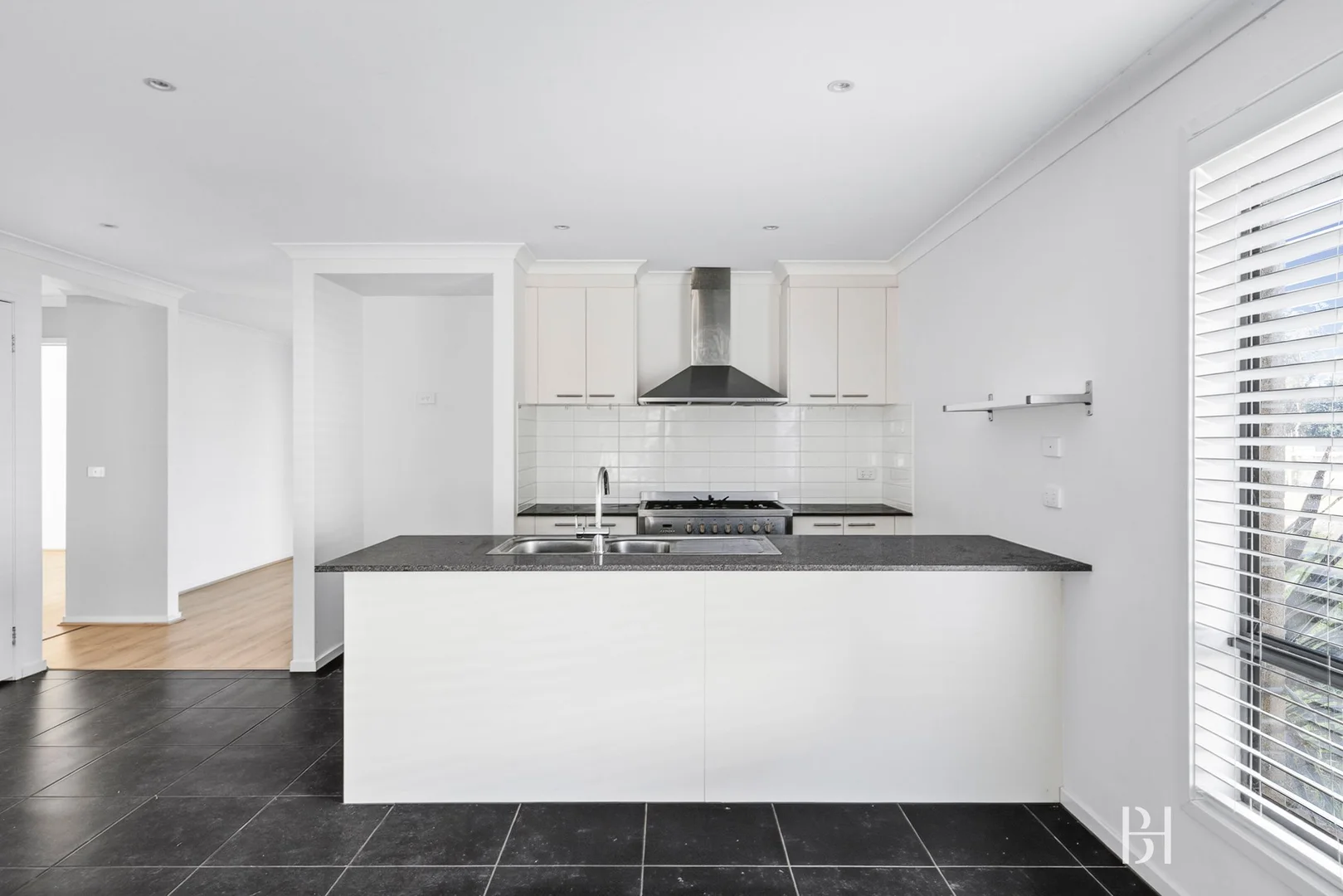 Additional image 8 of 5 Grange View, Kilmore VIC 3764