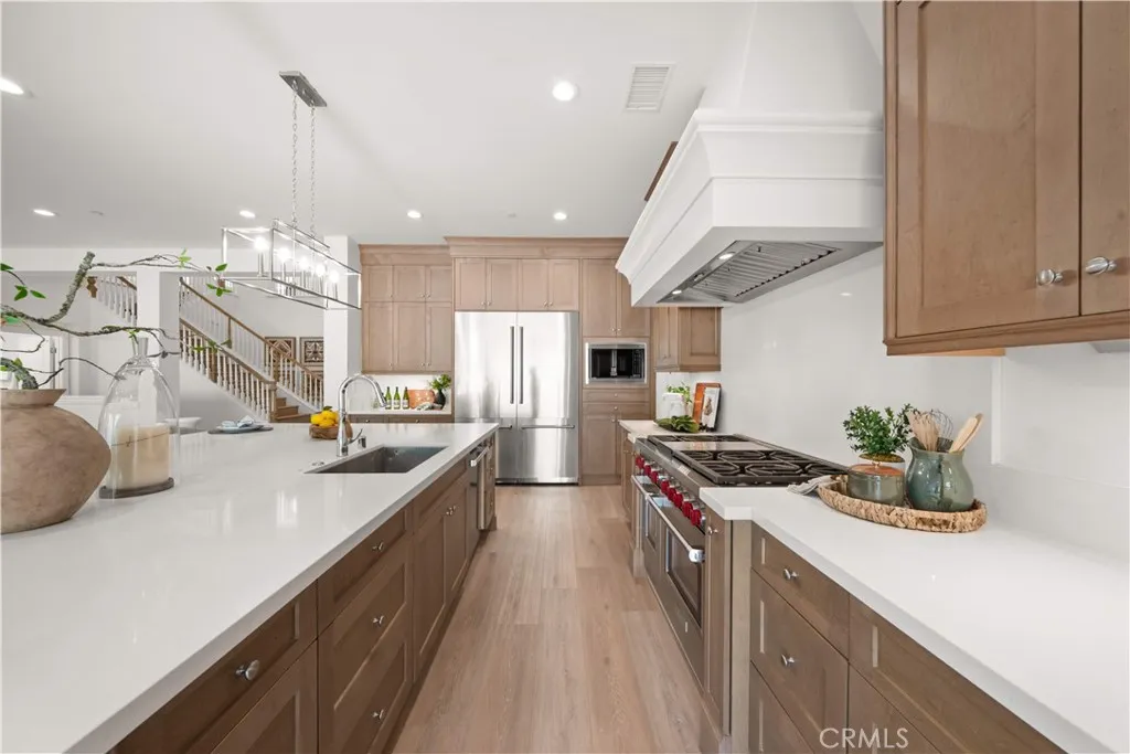 Additional image 97 of 221 Clear Fls, Irvine, CA 92602