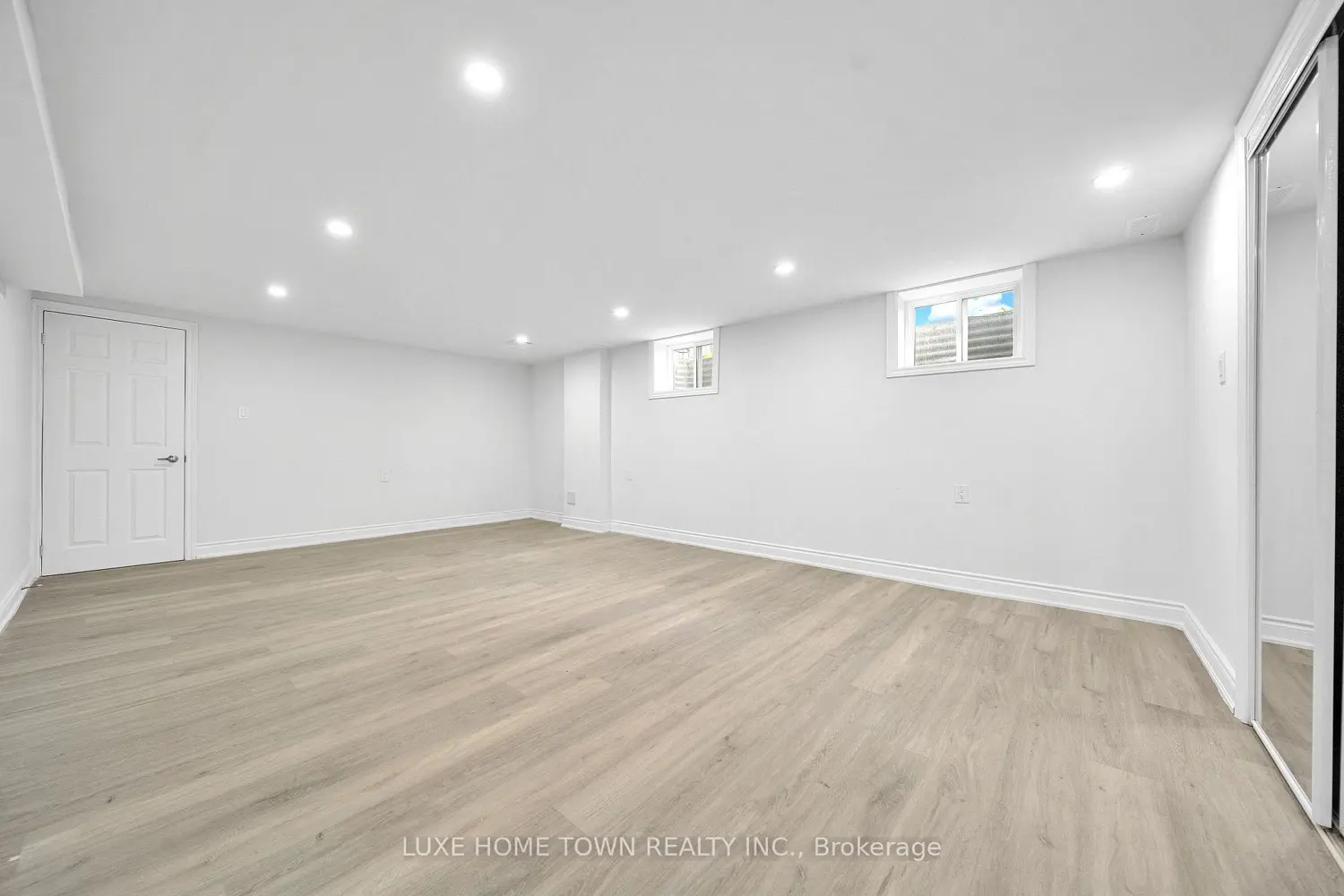 Additional image 14 of 5 Centennial Drive