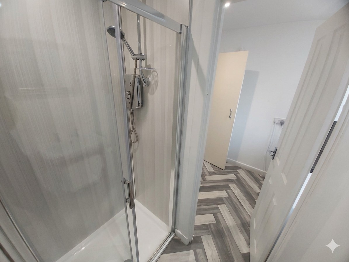 Additional image 13 of 4 Bed Semi-Detached House, Carmyle Avenue, G32, N1 7GU