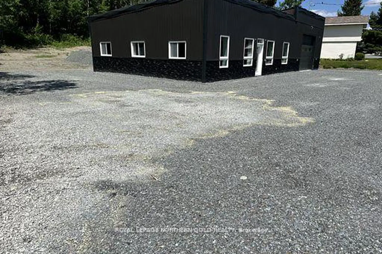 Additional image 16 of 728 Government Road