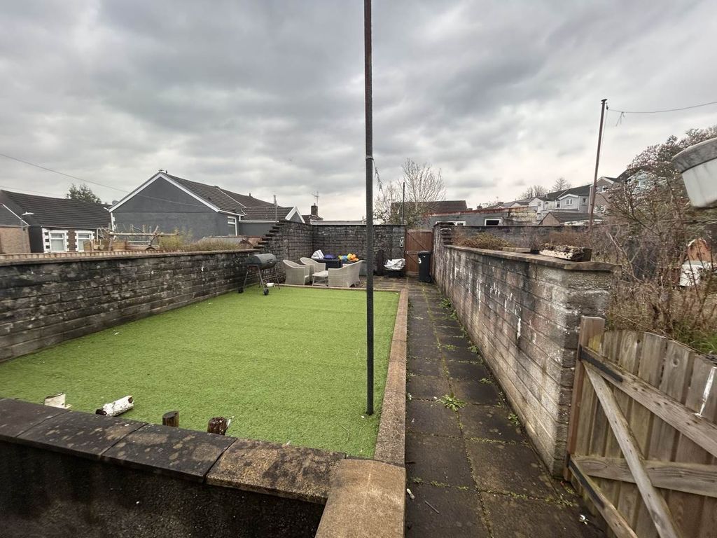Additional image 9 of 3 bed terraced house to rentSchool Road, Neath SA11