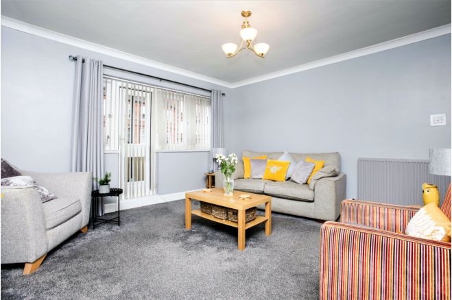 Additional image 3 of 3 Bed Flat, Thornwood Place, G11, N1 7GU
