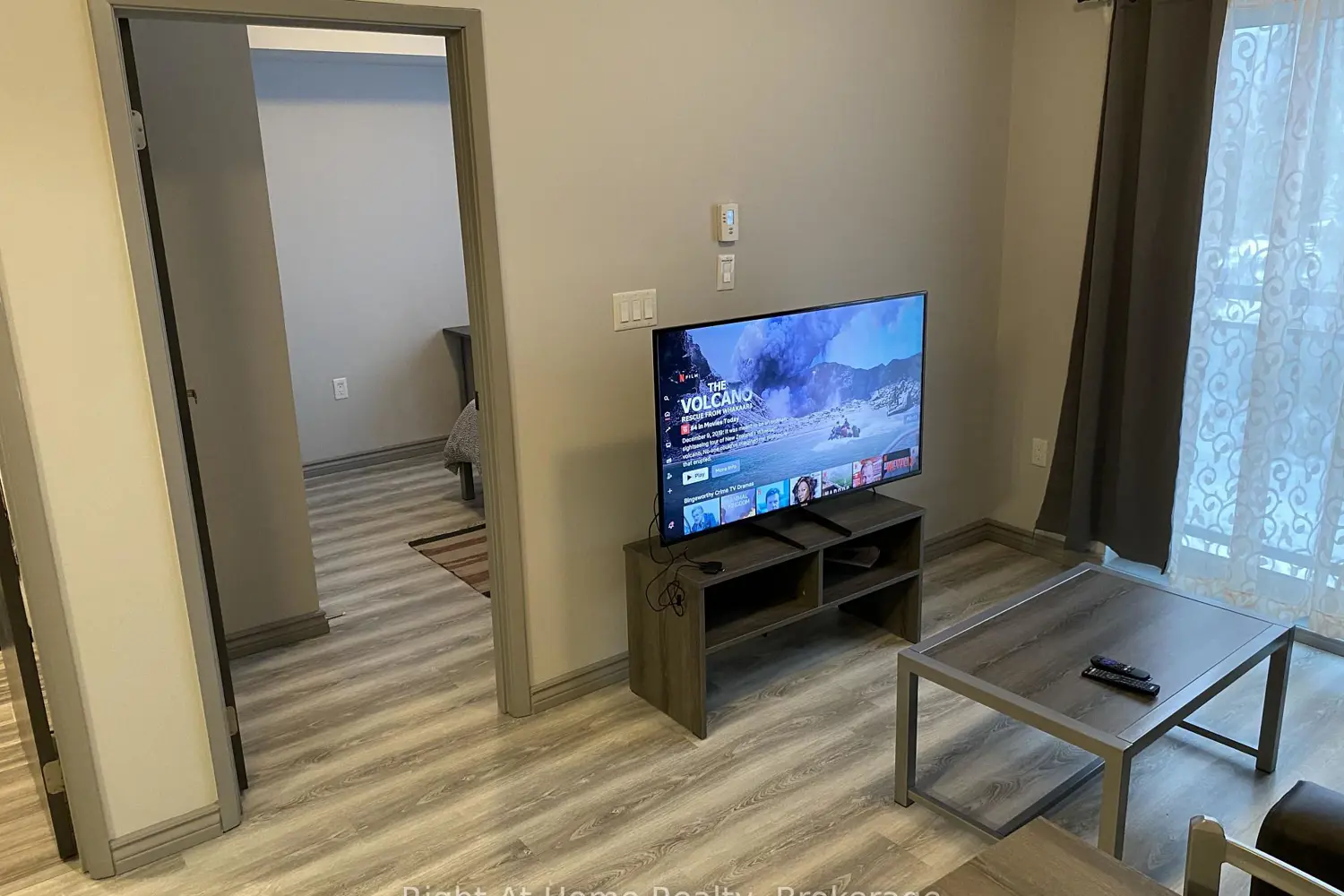 Additional image 7 of 275 Larch Street F202