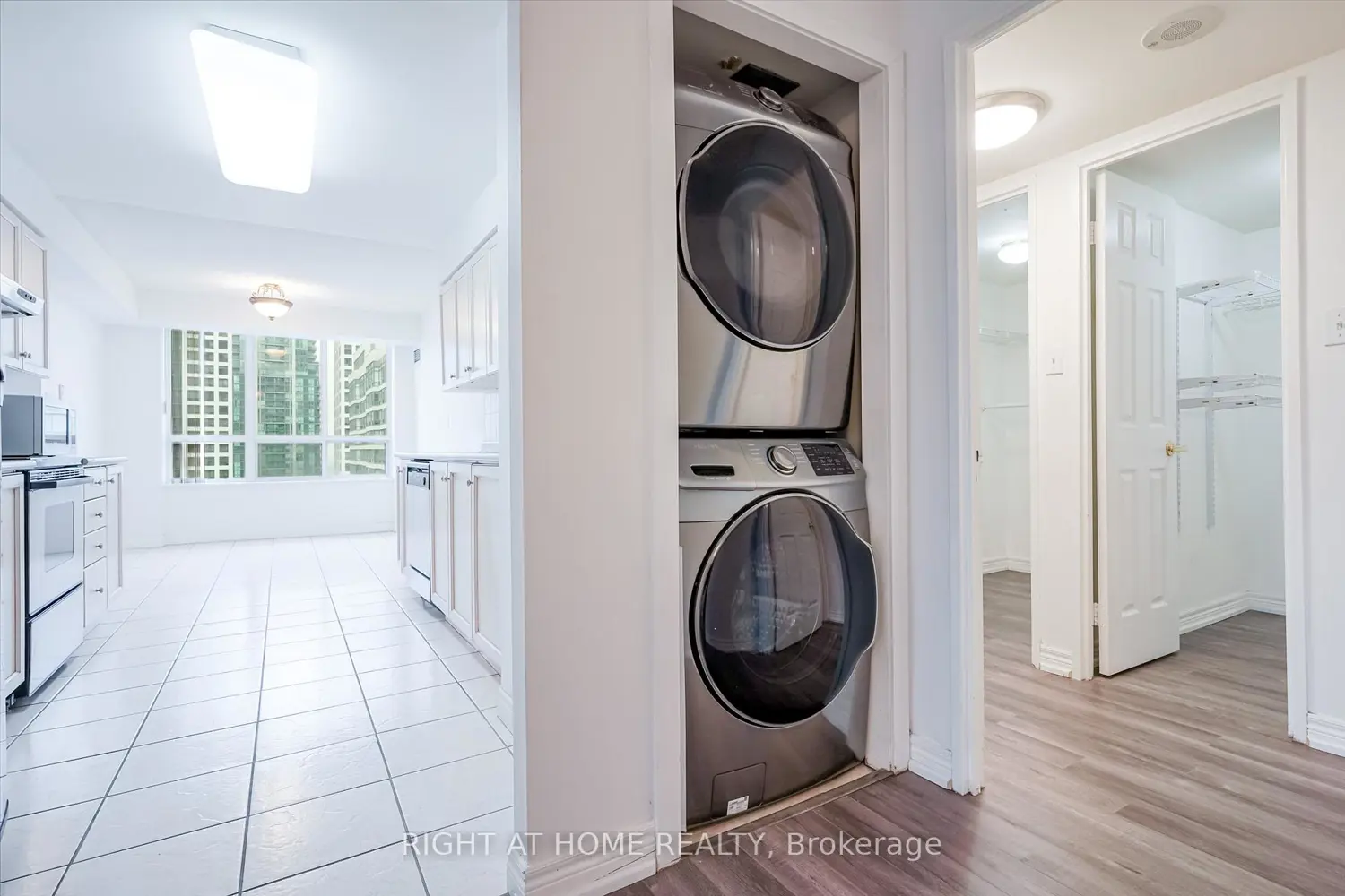 Additional image 9 of 156 Enfield Place 2205