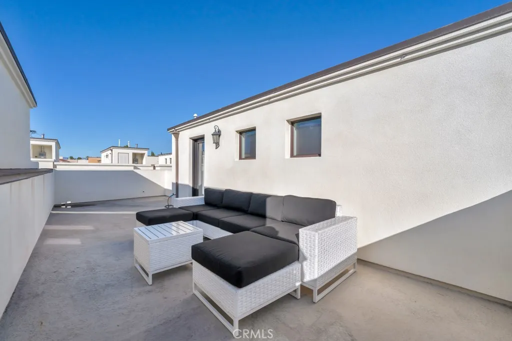 Additional image 62 of 10832 W Riverton Court, North Hollywood, CA 91602
