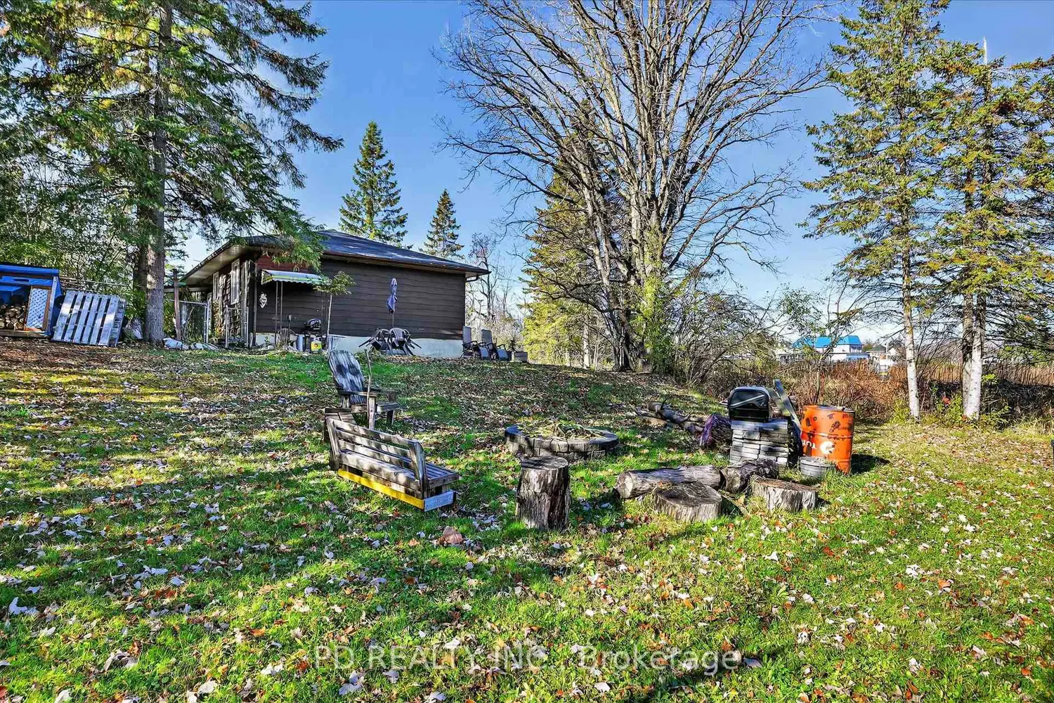 Additional image 16 of 54 Carlton Crescent