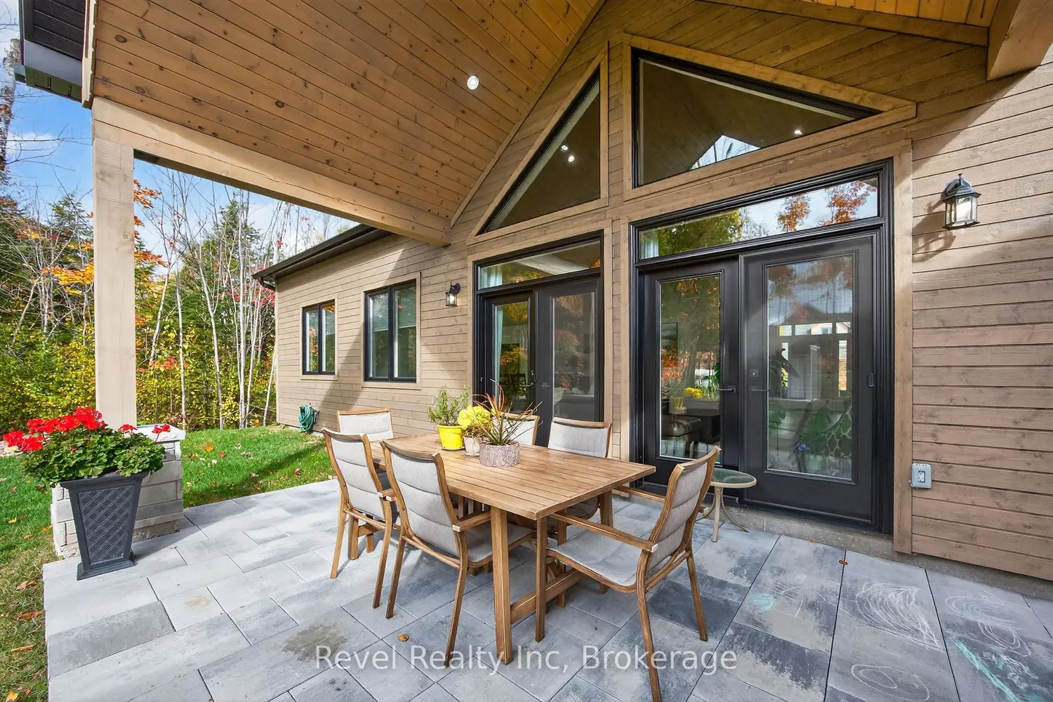 Additional image 5 of 2 Seguin Crescent