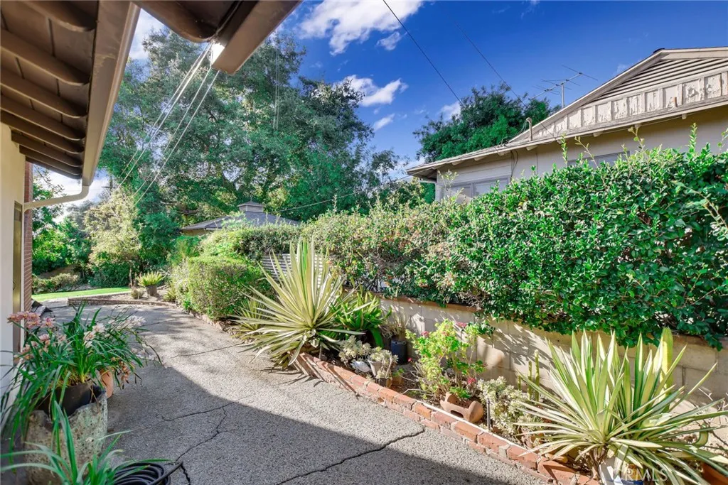 Additional image 38 of 617 N Vista Bonita Avenue, Glendora, CA 91741