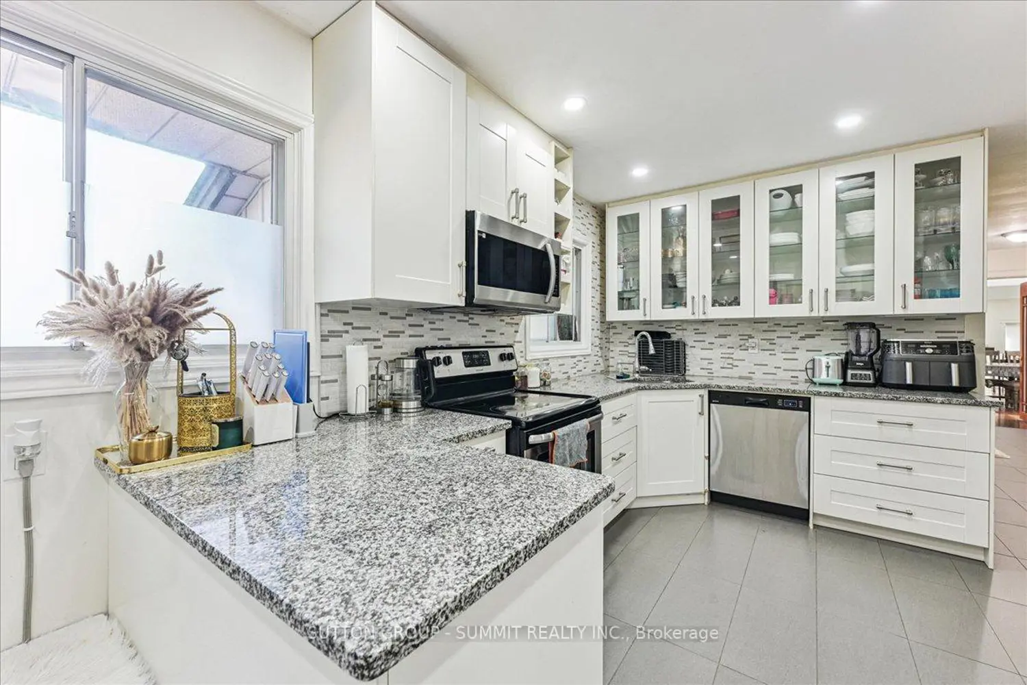 Additional image 4 of 107 Deschene Avenue