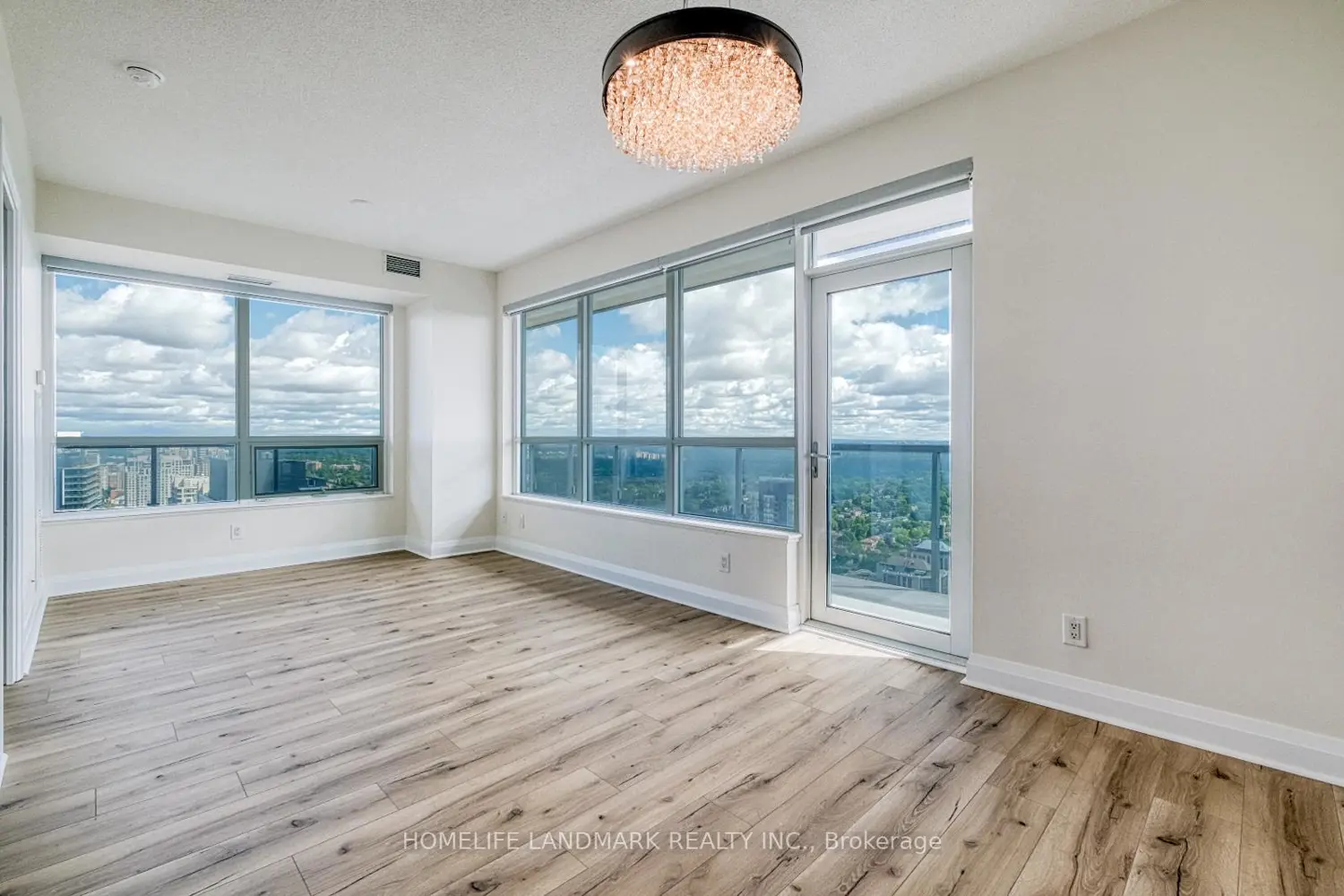 Additional image 7 of 5 Sheppard Avenue 4123