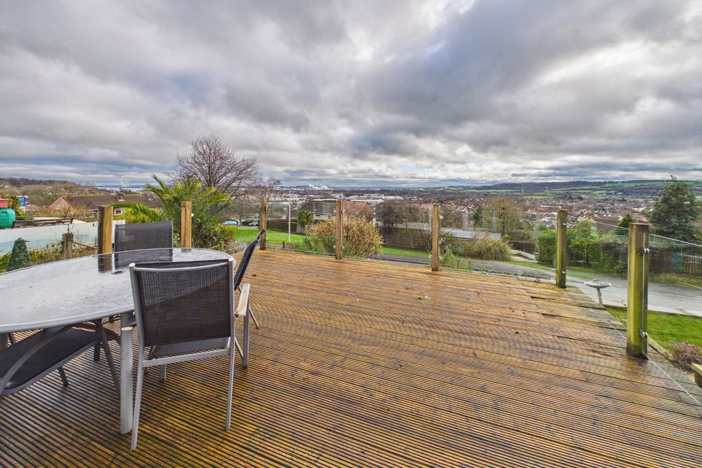 Additional image 2 of 4 bed semi-detached house to rentRippleside, Portishead, Bristol BS20