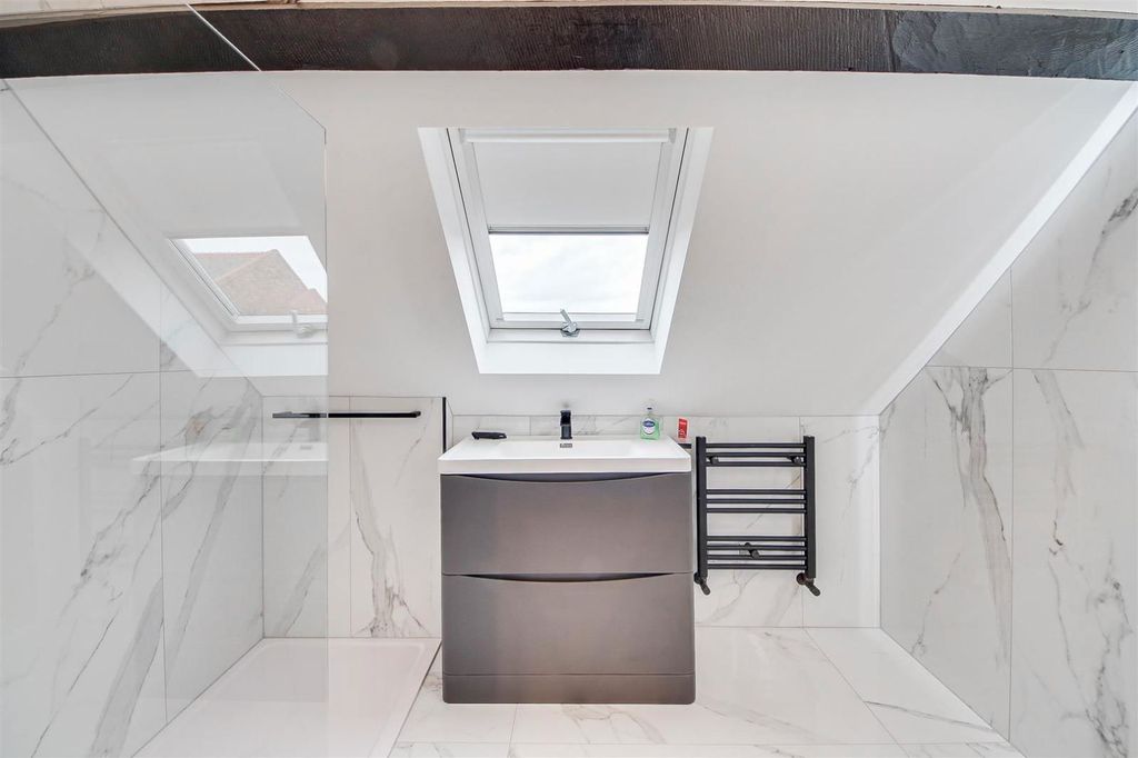 Additional image 17 of 3 bed town house to rentMarine Gate Mansions, Promenade, Southport PR9