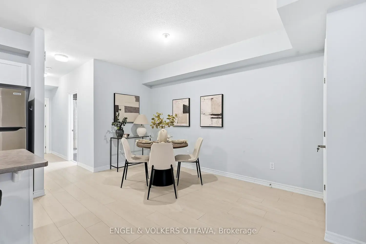 Additional image 8 of 135 Anthracite Private