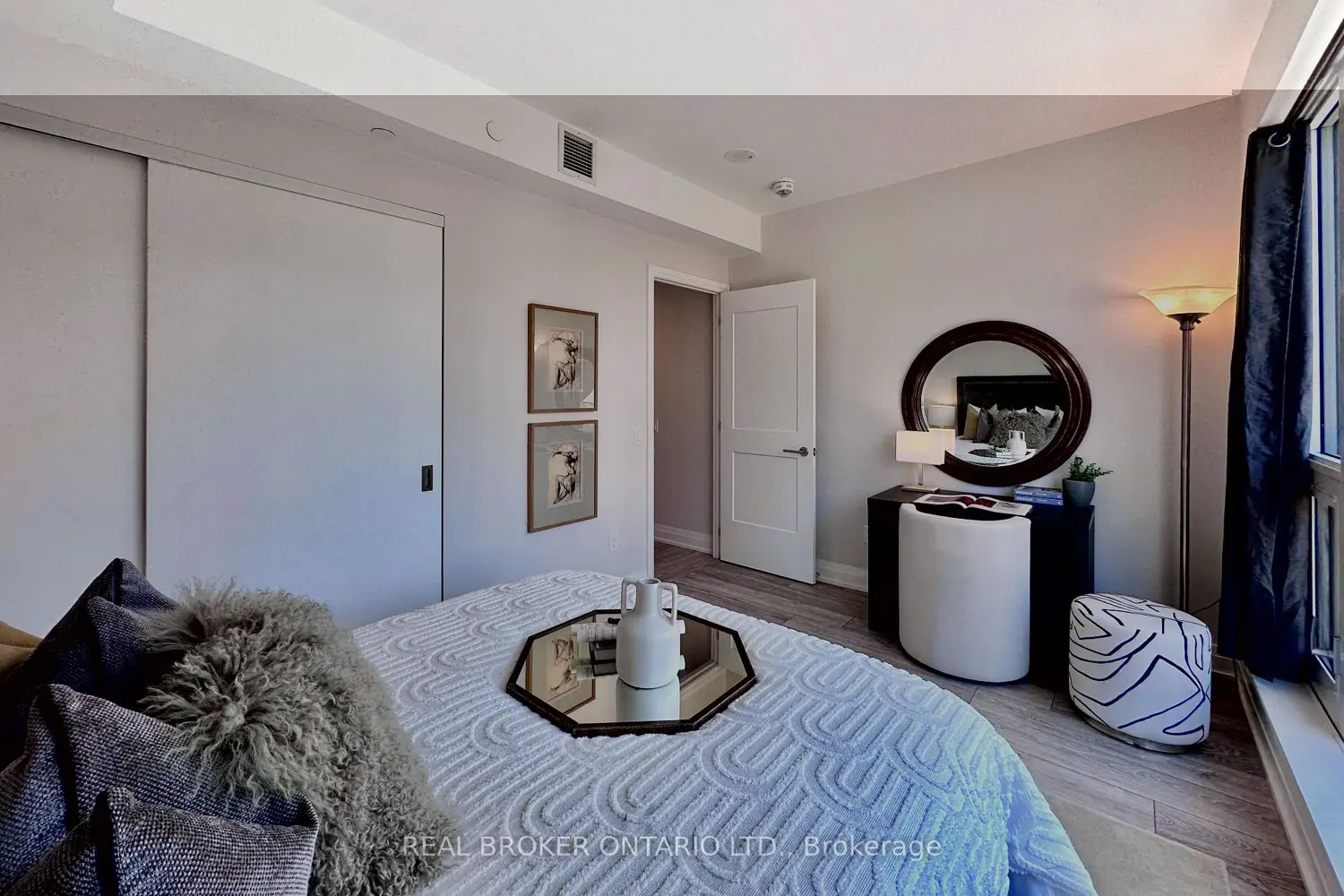 Additional image 11 of 21 Park Street 518