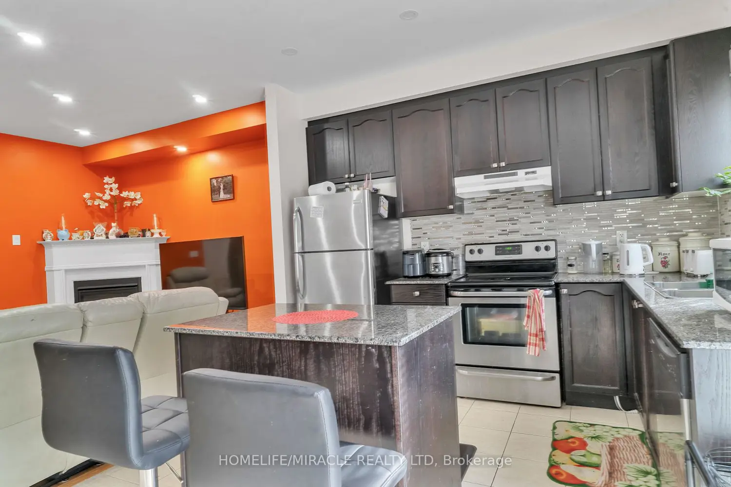 Additional image 9 of 13 Yately Street