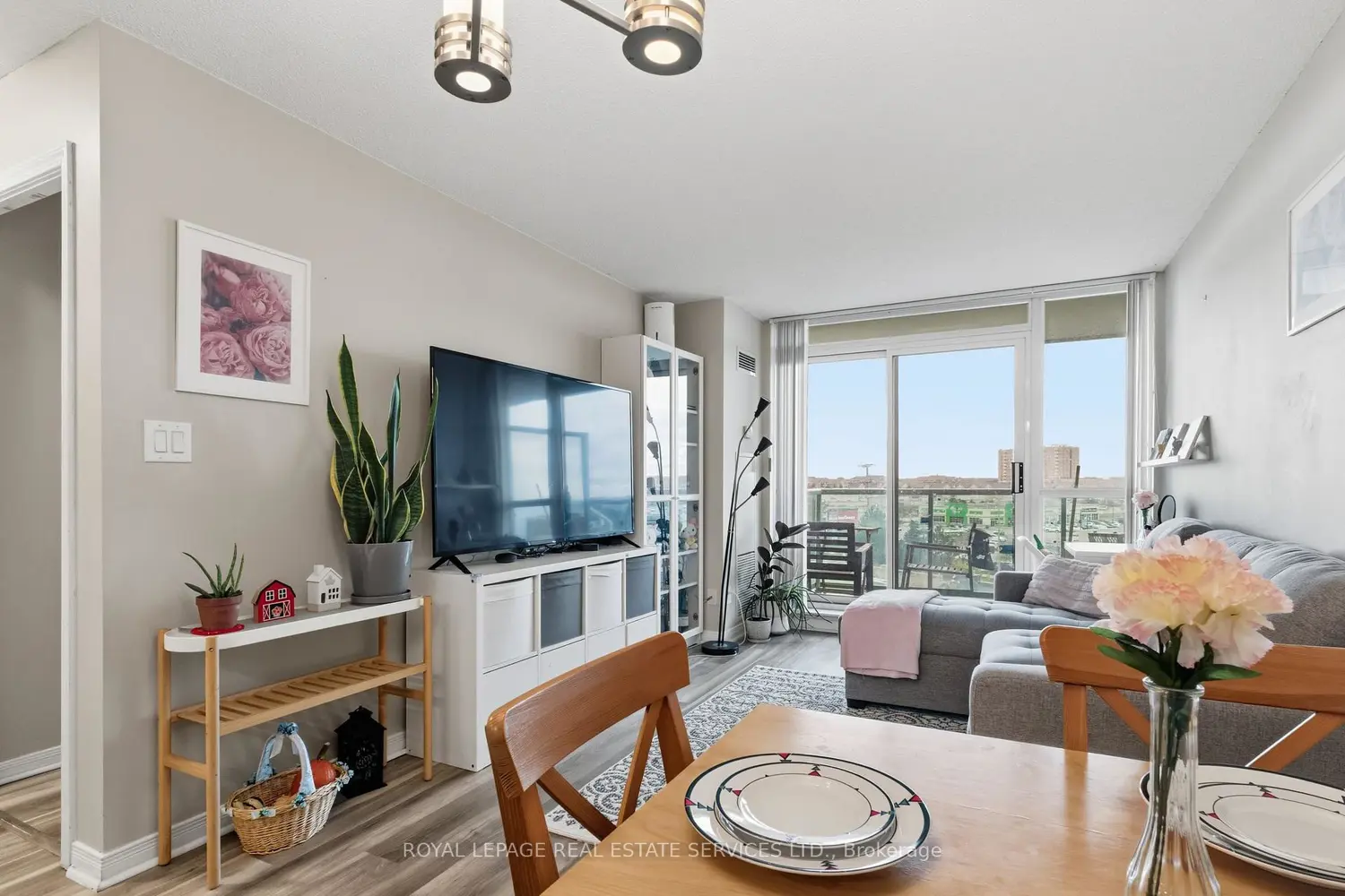 Additional image 6 of 4850 Glen Erin Drive 610