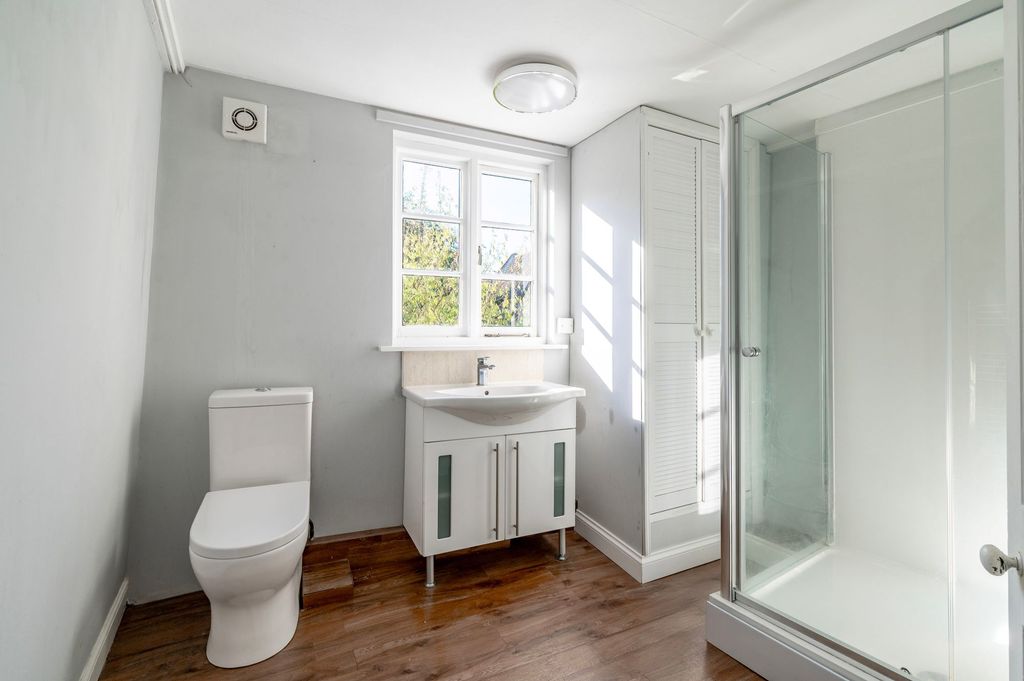Additional image 10 of 3 bed maisonette to rentTombland, Norwich NR3