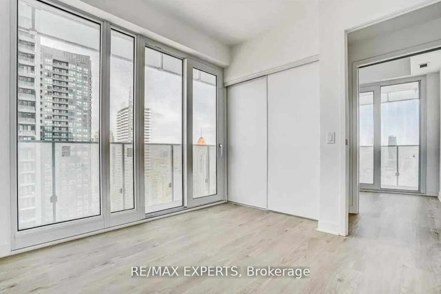 Additional image 9 of 3900 Confederation Parkway 2710