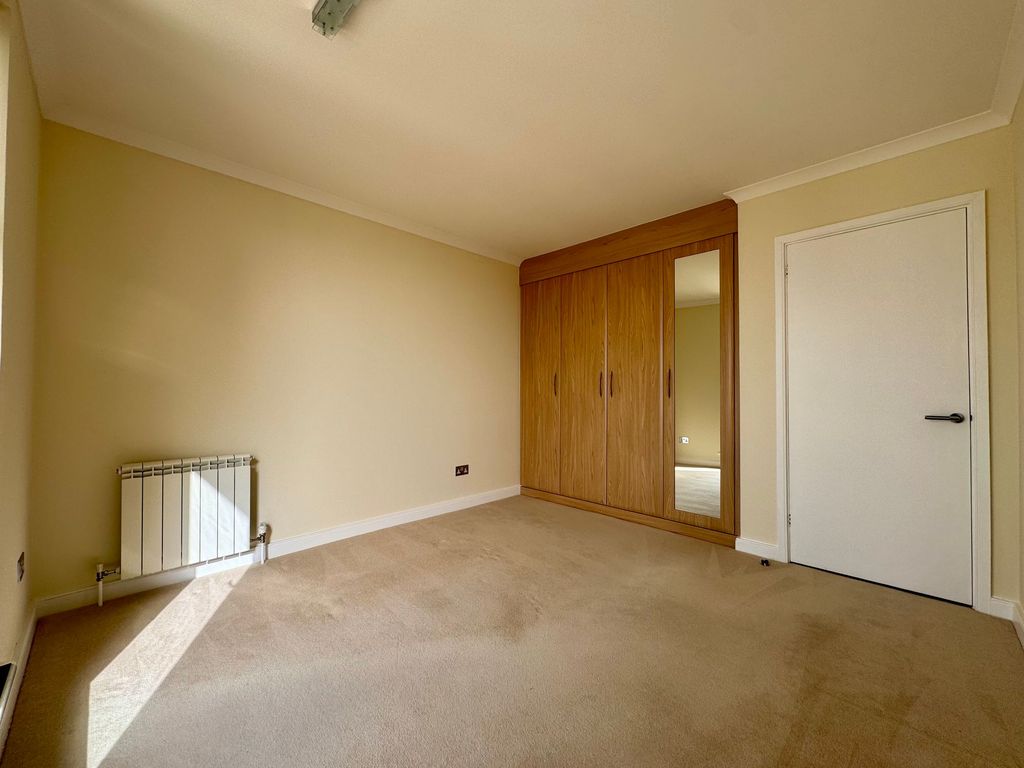 Additional image 20 of 2 bed flat to rent3 Vaucluse Court, St Helier JE2