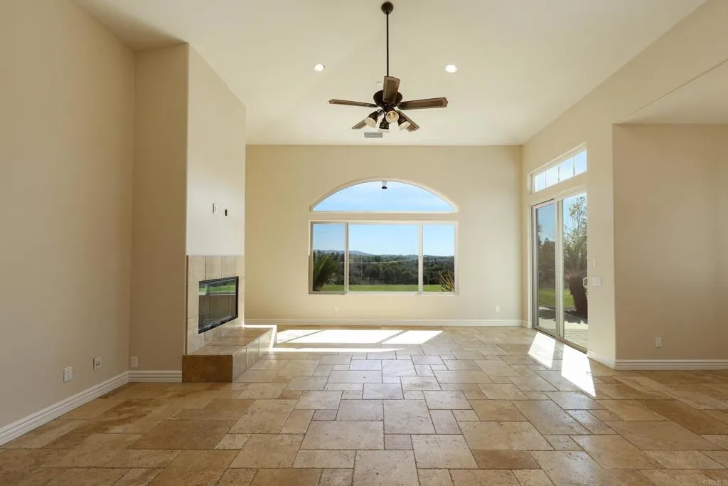 Additional image 100 of 2353 Buena Creek Trail, Vista, CA 92084