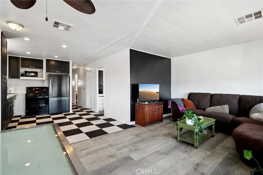 Additional image 6 of 23701 S Western Avenue Unit 210, Torrance, CA 90501