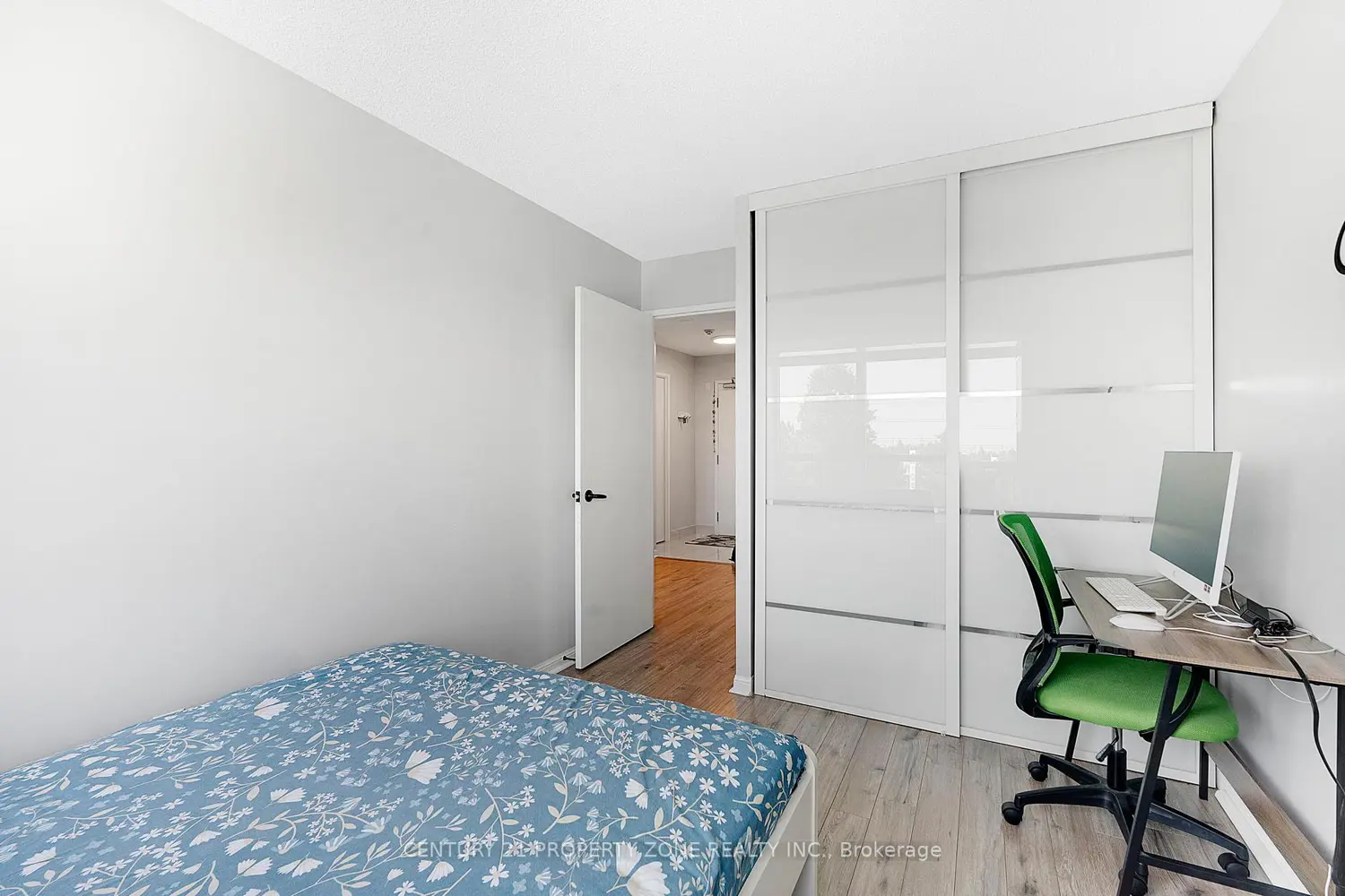 Additional image 14 of 10 Laurelcrest Street 407